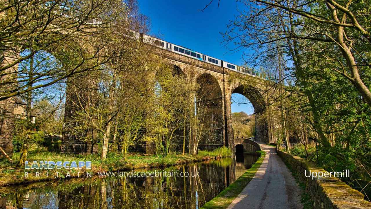 Uppermill in Greater Manchester