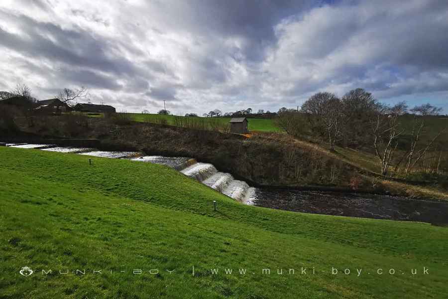 Cascade from Upper Rivington Reservoir into the River Yarrow Walk Map